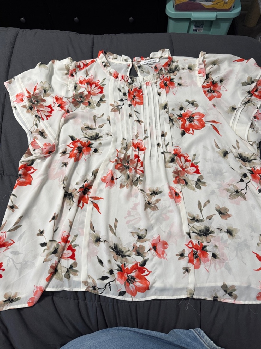 Rose & Olive White Floral Pintuck Ruffle Blouse